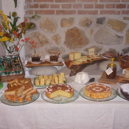 Semproniano Agriturismo La Valle Degli Ulivi מראה חיצוני תמונה