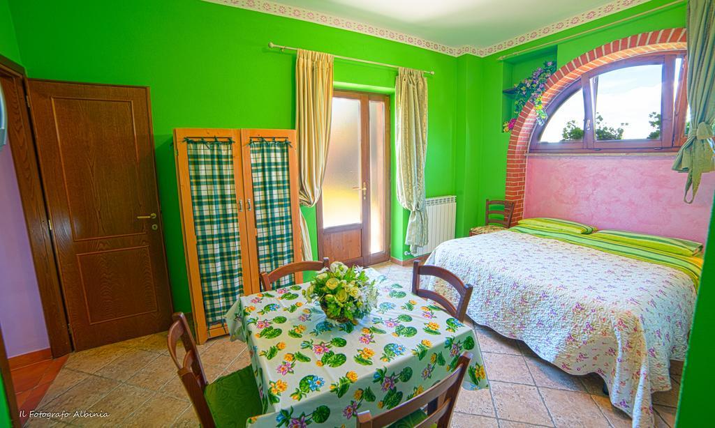Semproniano Agriturismo La Valle Degli Ulivi מראה חיצוני תמונה